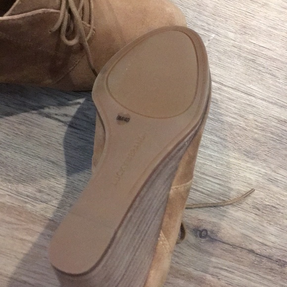 Lucky Brand Women's Shiijo Wedge Booties - Picture 8 of 8